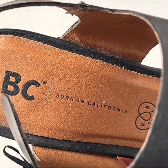 BC Born in California Wedge Sandles - Strappy, Aztec Print, Wooden Heel - Picture 7 of 9